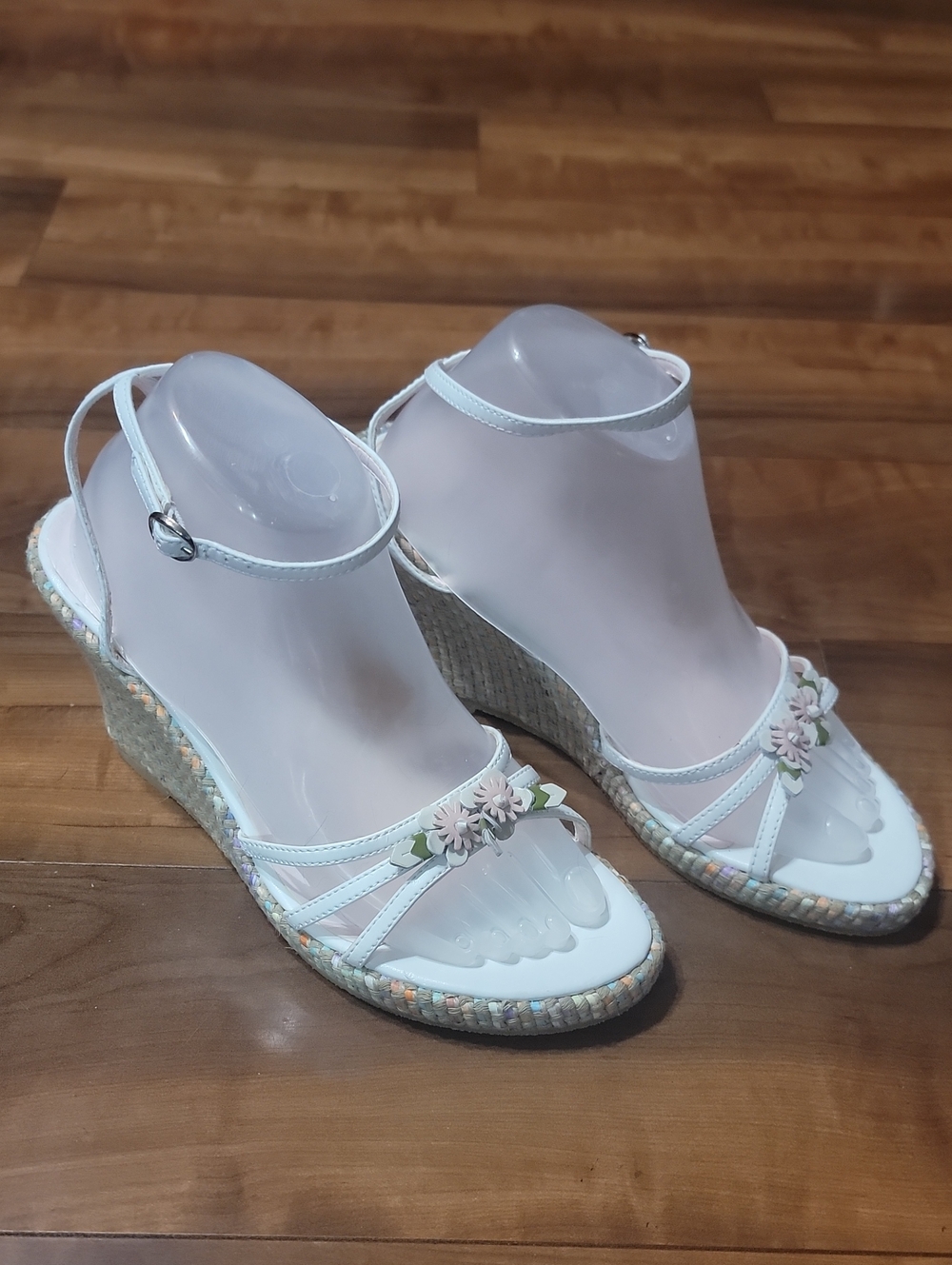 Mudd White Floral Espadrille Wedge Sandals